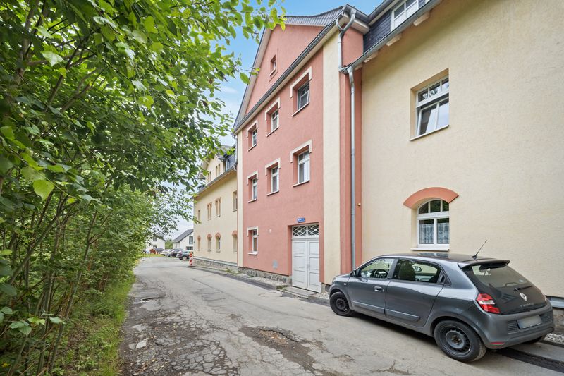 neu renovierte 2-Raum Dachgeschosswohnung